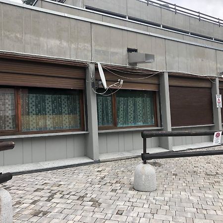 Condominio Circus Бройл-Червиня Екстериор снимка
