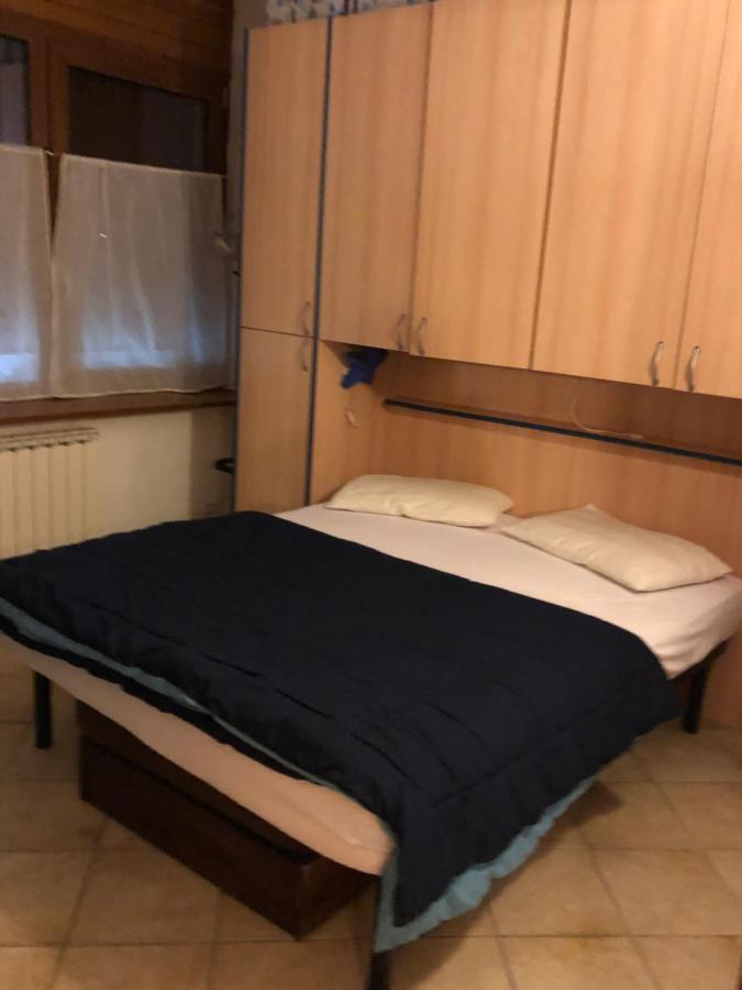 Condominio Circus Бройл-Червиня Екстериор снимка